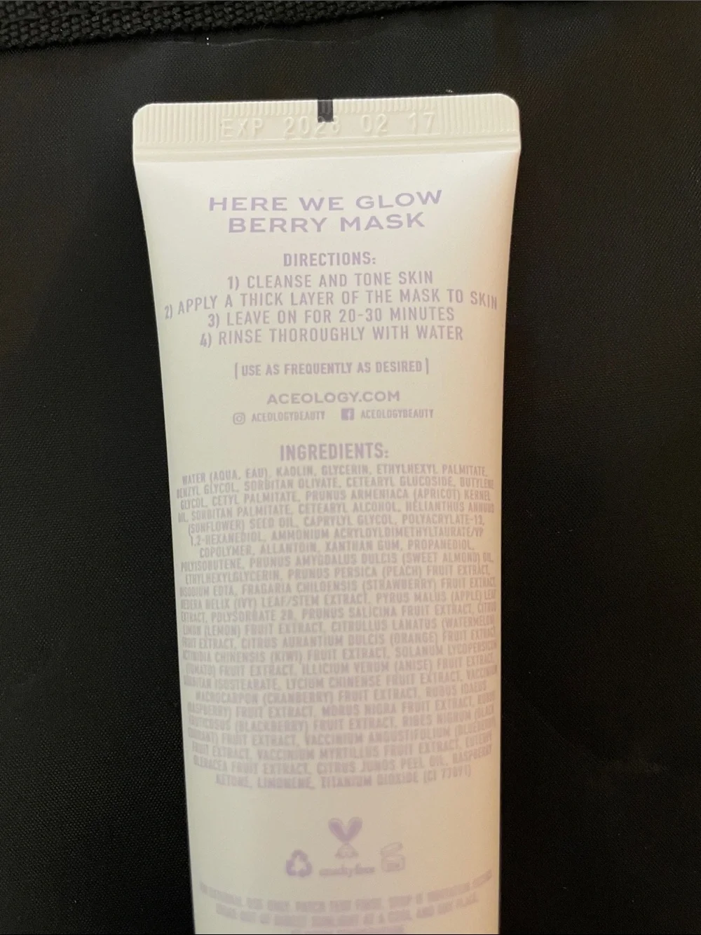 Aceology Here we glow Berry Mask NWT